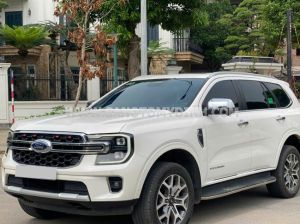 Xe Ford Everest Titanium Plus 2.0L 4x4 AT 2023