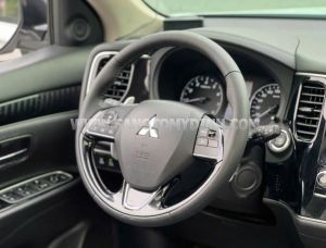 Xe Mitsubishi Outlander Premium 2.0 CVT 2022