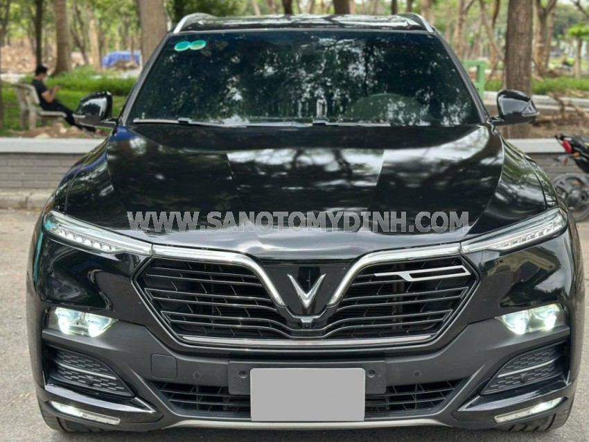 VinFast Lux SA 2.0 Premium 2.0 AT 2021