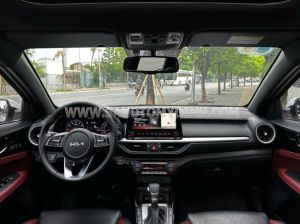 Xe Kia K3 Premium 2.0 AT 2022