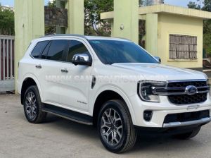 Xe Ford Everest Titanium 2.0L 4x2 AT 2023