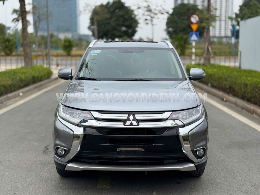 Mitsubishi Outlander 2.4 CVT Premium 2018