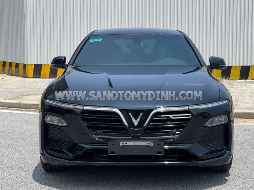 VinFast Lux A 2.0 Tiêu chuẩn 2022