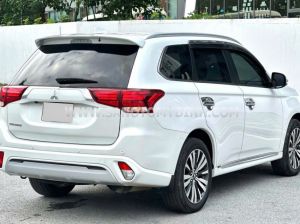 Xe Mitsubishi Outlander 2.0 CVT 2023