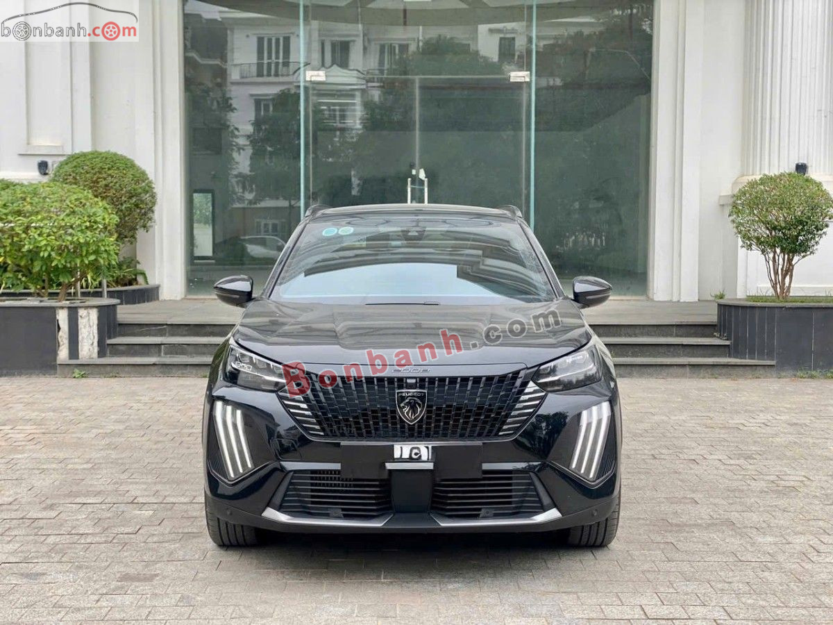 Peugeot 2008 GT 1.2 AT 2025