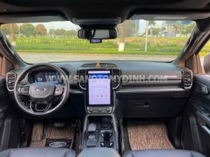 Xe Ford Everest Platinum 2.0L 4x4 AT 2024