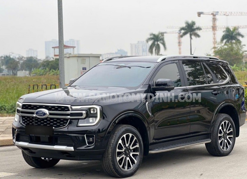 Ford Everest Platinum 2.0L 4x4 AT 2025