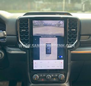 Xe Ford Everest Titanium Plus 2.0L 4x4 AT 2023