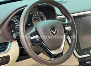 Xe VinFast Lux SA 2.0 Premium 2.0 AT 2020
