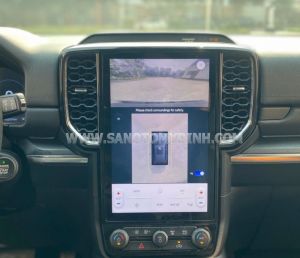 Xe Ford Everest Titanium Plus 2.0L 4x4 AT 2023