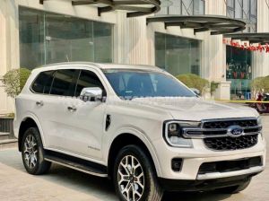 Xe Ford Everest Titanium Plus 2.0L 4x4 AT 2023
