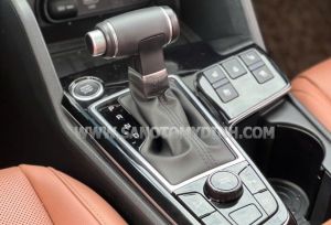 Xe Kia Sportage Signature 2.0G 2024