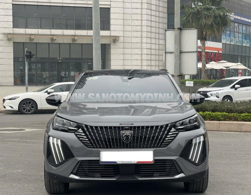 Peugeot 2008 GT 1.2 AT 2025