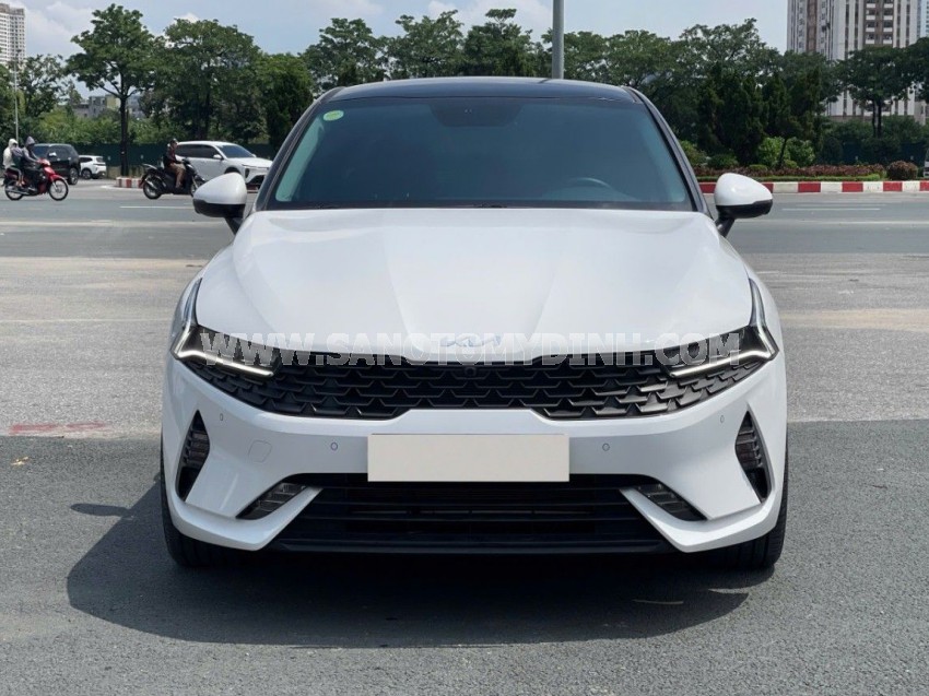 Kia K5 Luxury 2.0 AT 2026